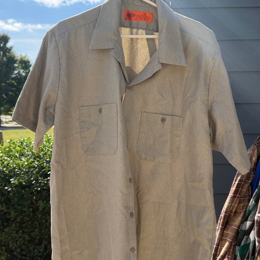 Dickies Light Gray Button-Up Shirt